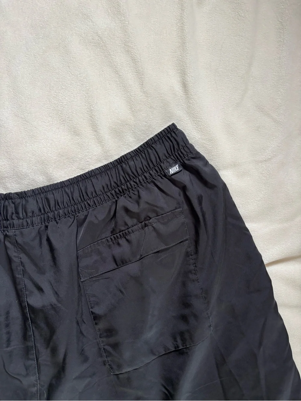 Nike Men’s Woven Lined Flow Shorts in Black
